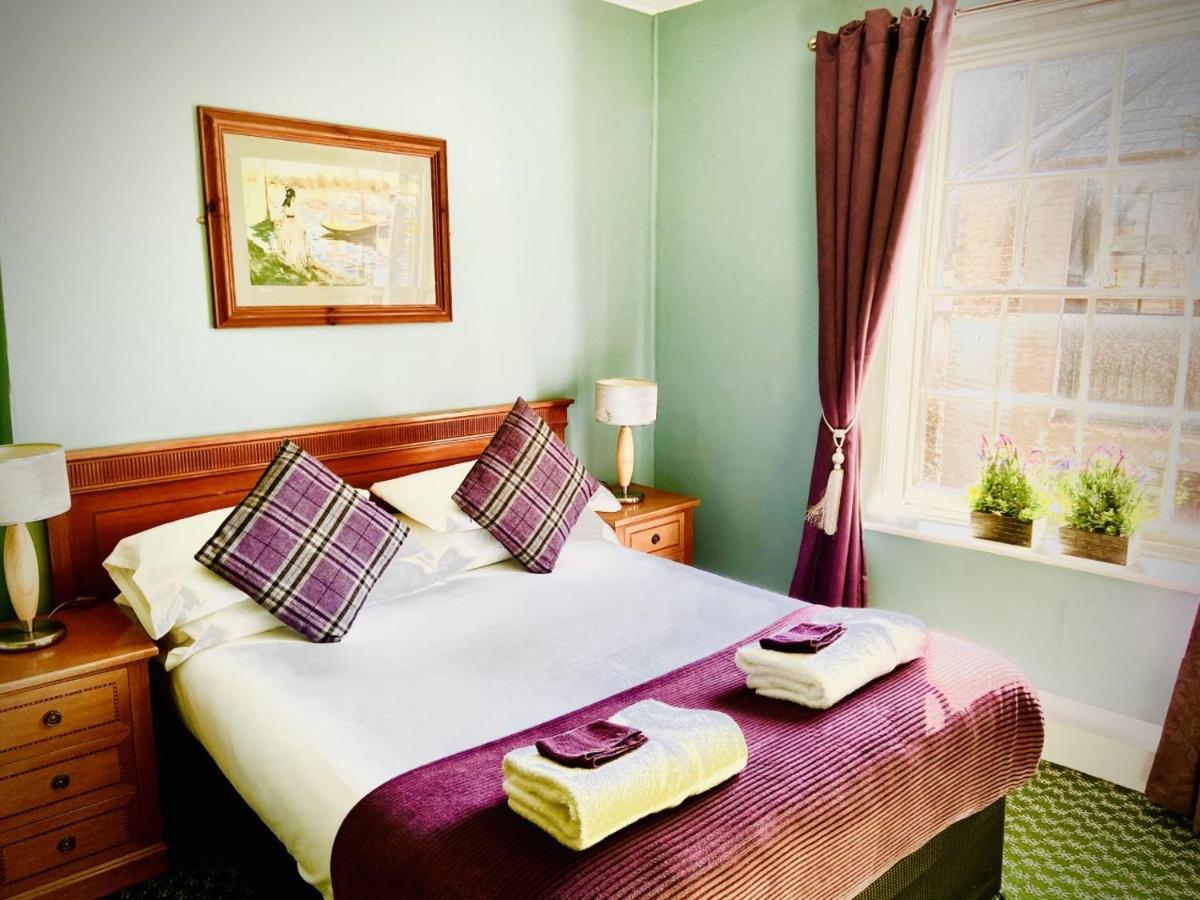 Fleur De Lis Hotel Sandwich Ngoại thất bức ảnh